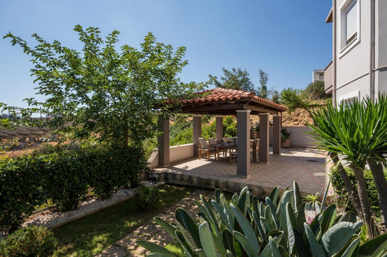 Tholos Apartments خانيا المظهر الخارجي الصورة