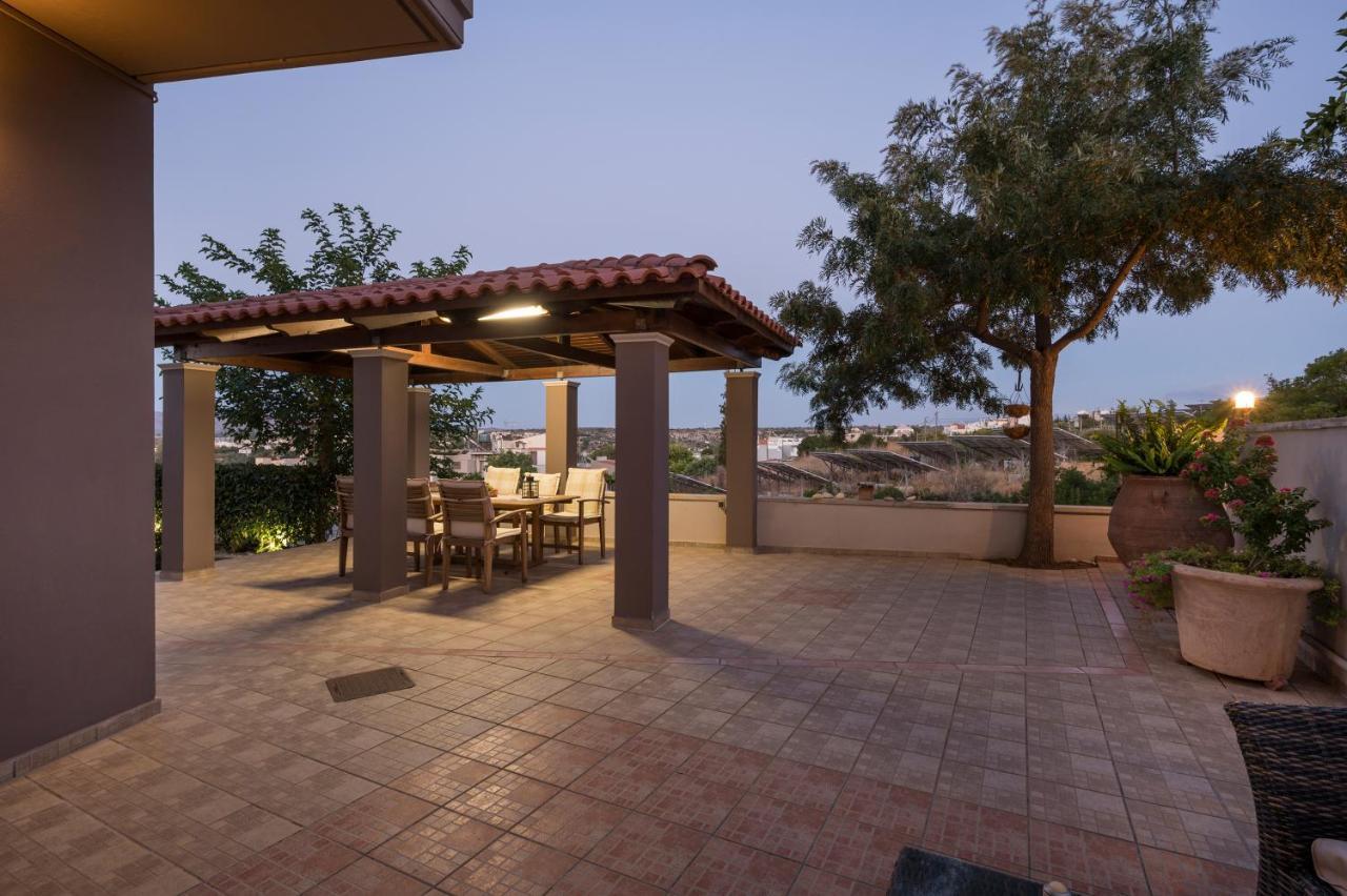 Tholos Apartments خانيا المظهر الخارجي الصورة